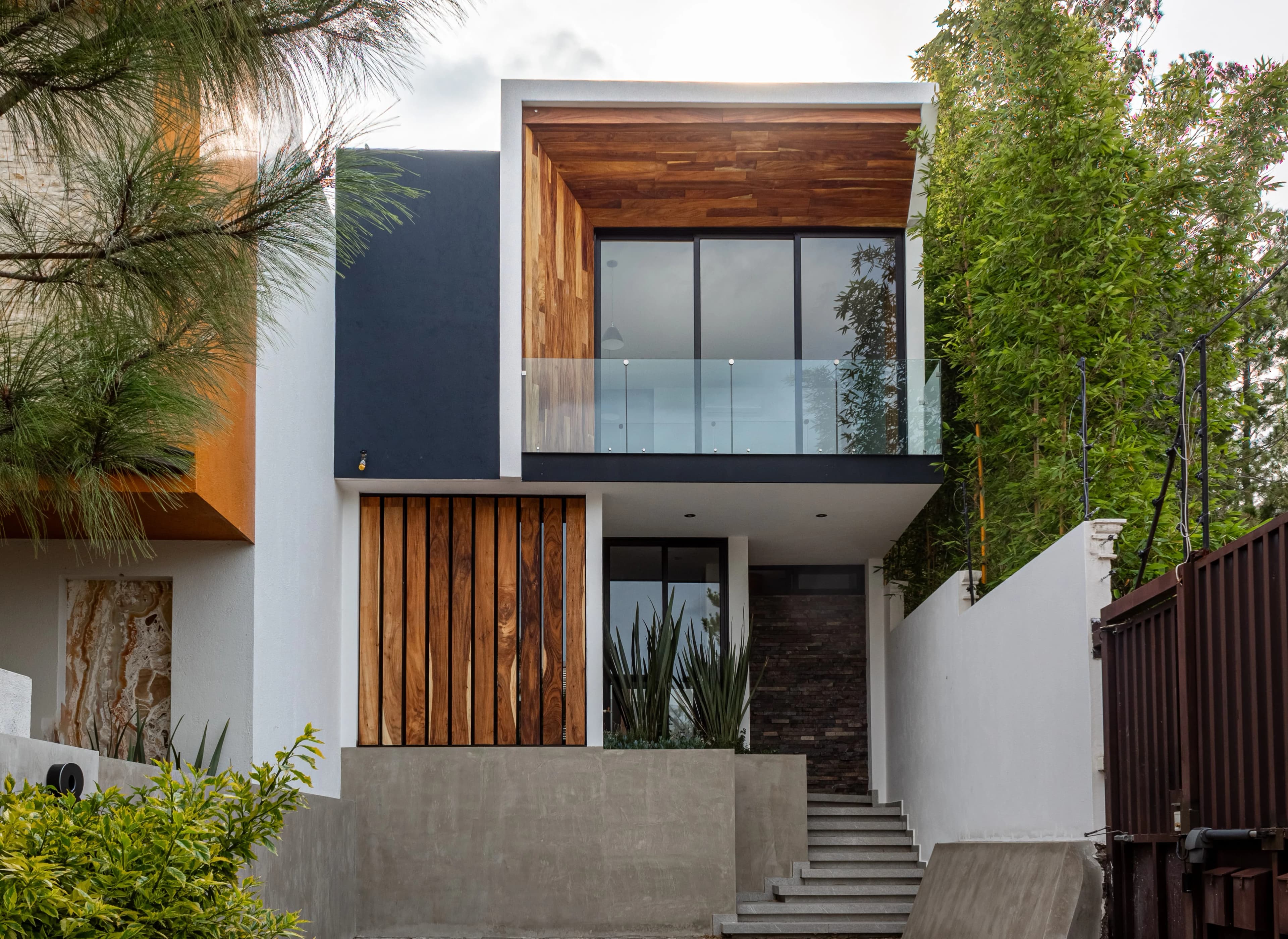 Casa Encinos